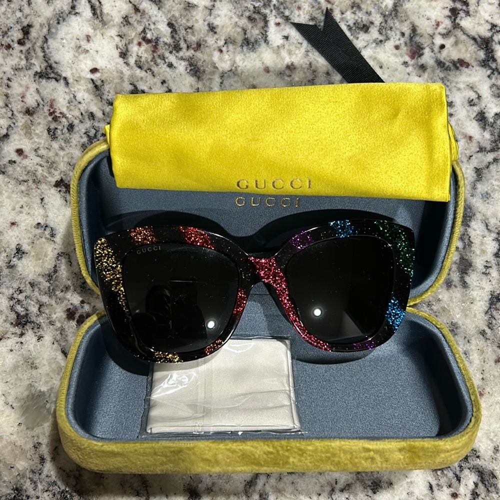 GENTLY WORN GUCCI SUNGLASSES. WILL TRADE FOR A GUCCI BELT IVE BEEN LOOKING FOR